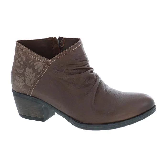 Womens Biza Valley in Brown