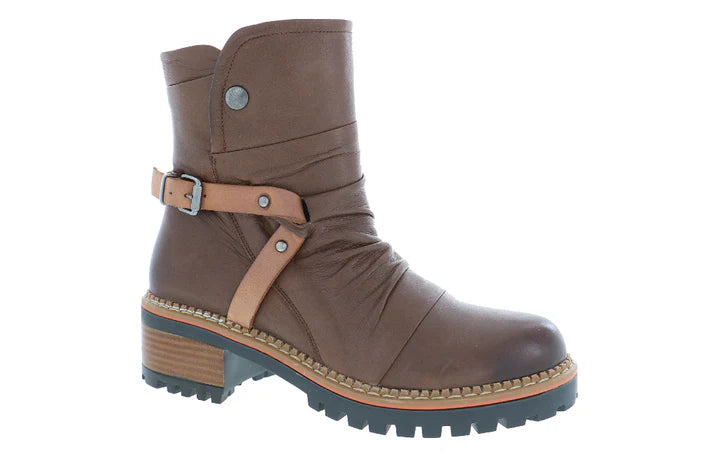 Women's Biza Wanda Boot Color: Brown